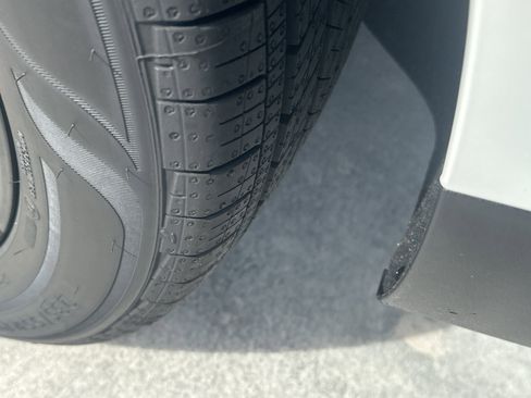 New 2026 Kia Carnival SX FWD image 12