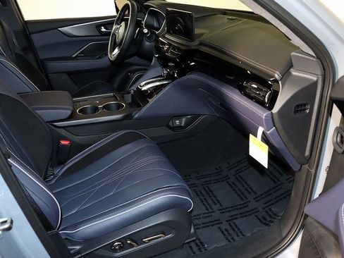 Certified 2026 Acura MDX Type S image 38