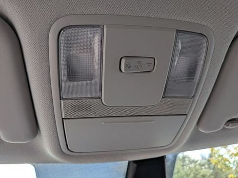 Certified 2025 Kia Soul LX w/ LX Technology Package FWD image 20