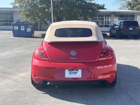 Used 2013 Volkswagen Beetle 2.0T image 4