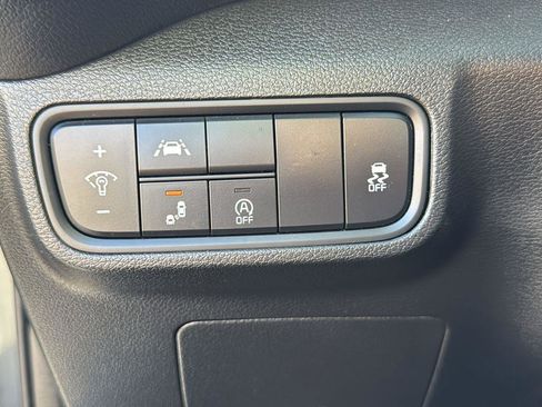 Used 2022 Kia Soul LX w/ Technology Package image 8