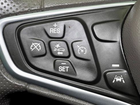 Used 2023 Chevrolet Malibu LT image 26