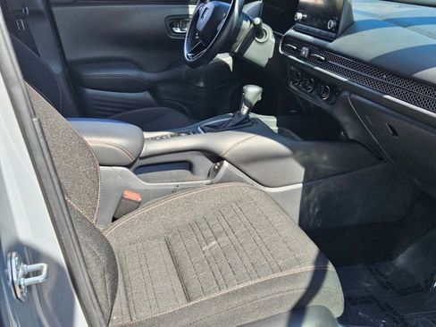 Used 2025 Honda HR-V Sport image 31