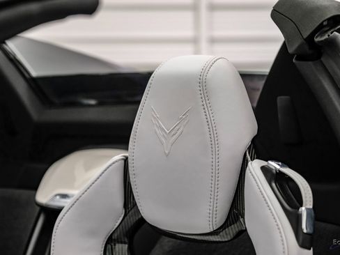 Used 2022 Chevrolet Corvette Stingray 2LT Z51 Performance & w/ Z51 Performance Package image 49