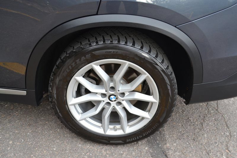 Used 2019 BMW X5 xDrive40i w/ Convenience Package AWD/4WD image 38