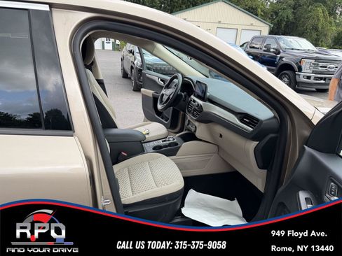 Used 2020 Ford Escape SE AWD/4WD image 14