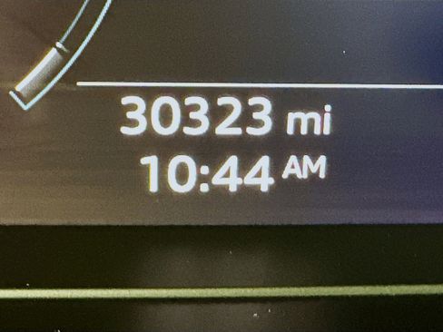 Used 2023 Audi Q4 e-tron Premium Plus w/ Premium Plus image 18