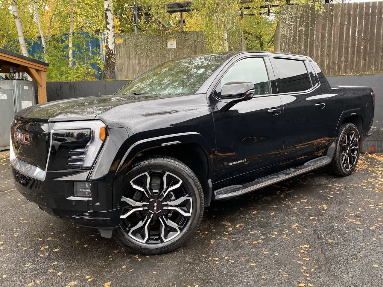 Used 2026 GMC Sierra EV Denali AWD/4WD image 1
