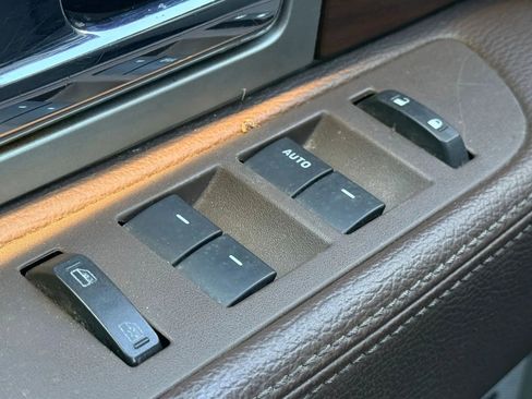 Used 2010 Ford F150 Platinum image 24