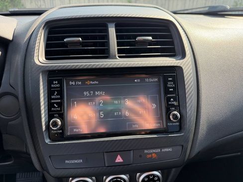 Used 2021 Mitsubishi Outlander Sport ES AWD/4WD image 17