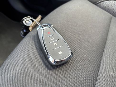 Used 2025 Chevrolet TrailBlazer LT image 18