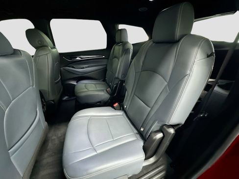 Used 2022 Buick Enclave Premium w/ Surround and Sites Package AWD/4WD image 23