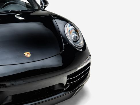 Used 2014 Porsche 911 Carrera S RWD image 18