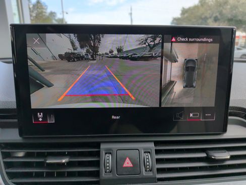 Used 2023 Audi Q5 2.0T Premium Plus w/ Premium Plus Package image 25