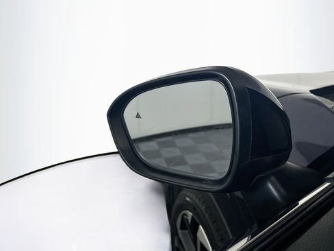 Used 2024 Mitsubishi Outlander SE image 16