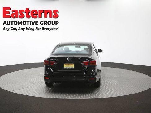 Used 2024 Nissan Altima 2.5 SV FWD image 37
