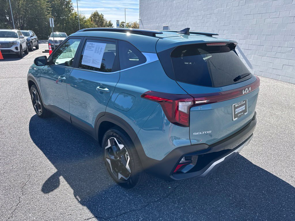 Used 2026 Kia Seltos EX AWD/4WD image 5