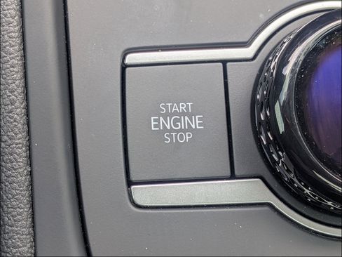 Used 2026 Volkswagen Tiguan SE FWD image 29