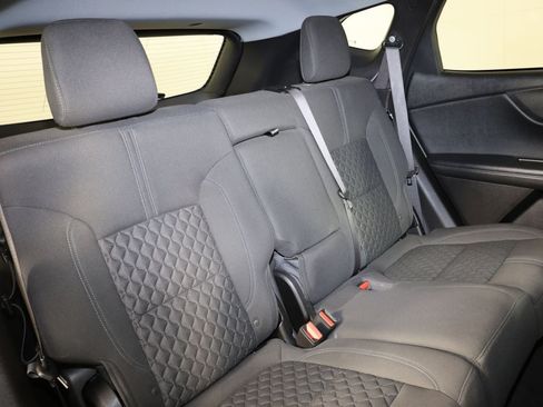 Used 2021 Chevrolet Blazer LT FWD image 33