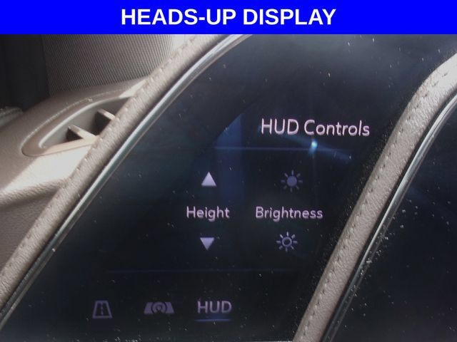 Used 2023 Cadillac Escalade ESV Premium Luxury w/ Performance Package AWD/4WD image 7