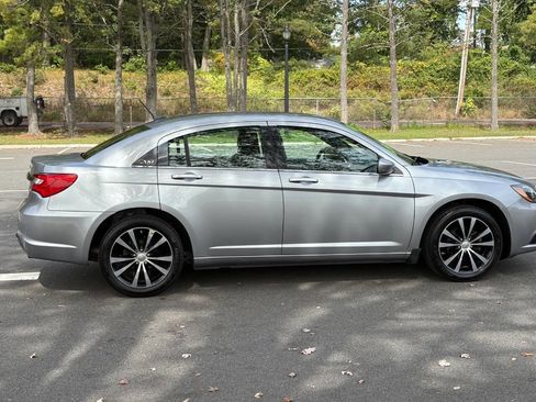 Used 2014 Chrysler 200 Touring w/ 200 S Group image 4