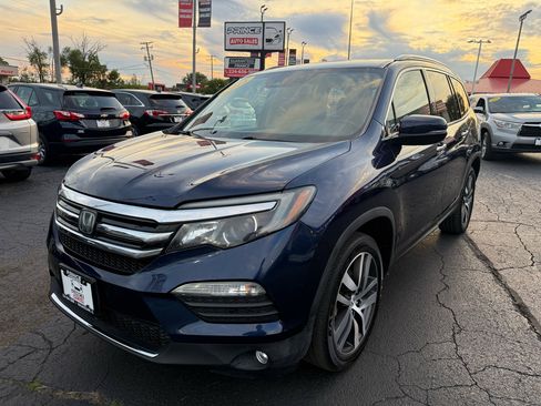 Used 2016 Honda Pilot Touring image 3