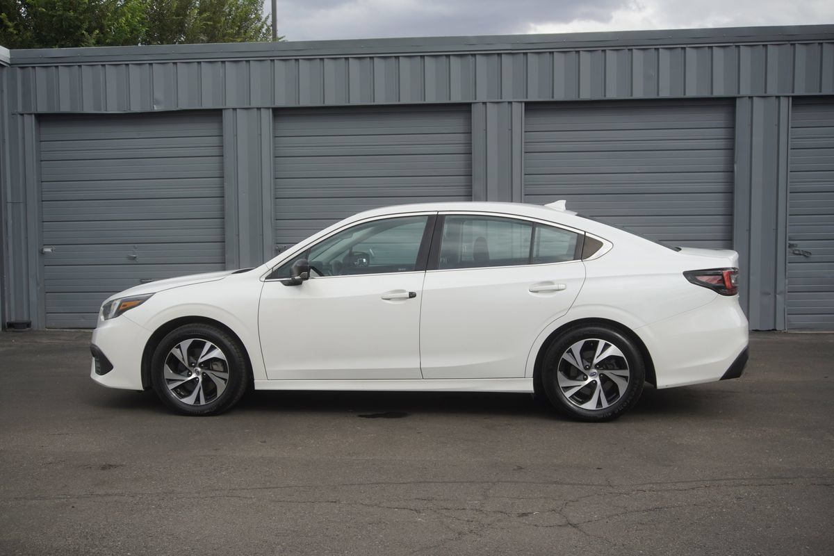 Used 2022 Subaru Legacy AWD/4WD image 2