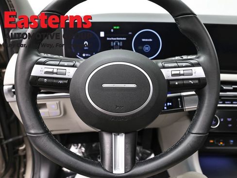 Used 2025 Hyundai Tucson SEL AWD/4WD image 10