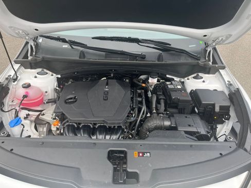 Used 2025 Kia Sportage LX FWD image 31