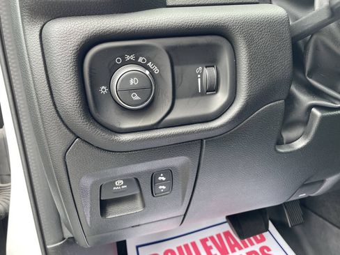 Used 2024 RAM 1500 Big Horn AWD/4WD image 16