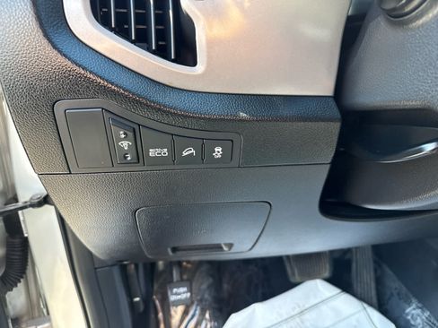 Used 2015 Kia Sportage LX FWD image 17