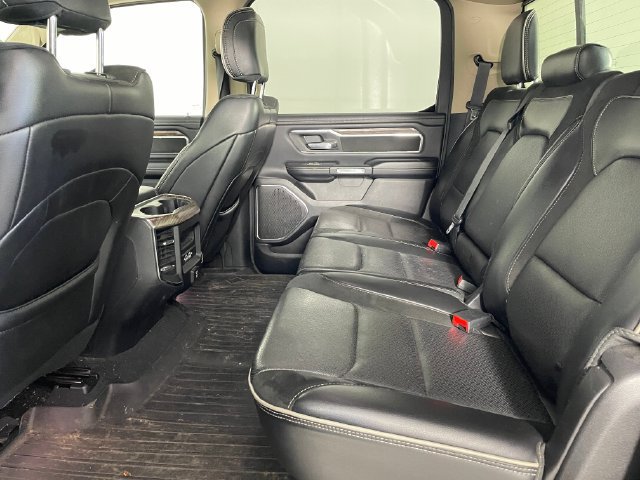 Used 2019 RAM 1500 Laramie AWD/4WD image 14