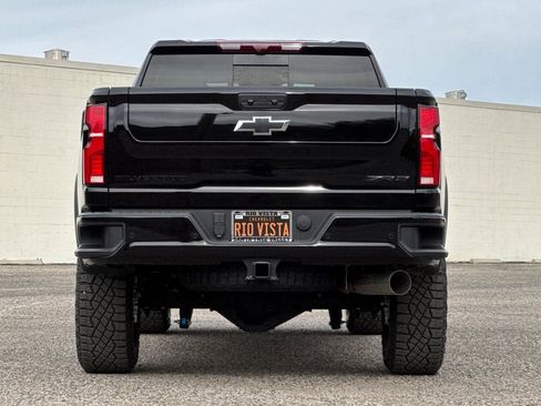 New 2026 Chevrolet Silverado 2500 ZR2 w/ LPO, Dark Essentials Package AWD/4WD image 5