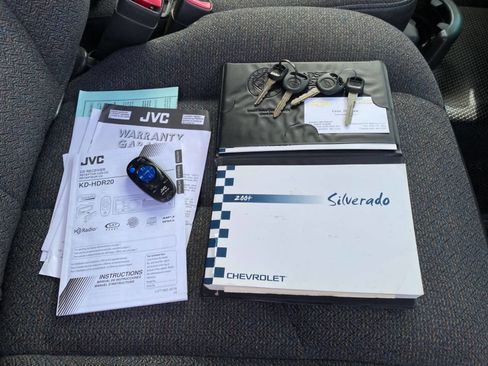 Used 2004 Chevrolet Silverado 1500 W/T image 31