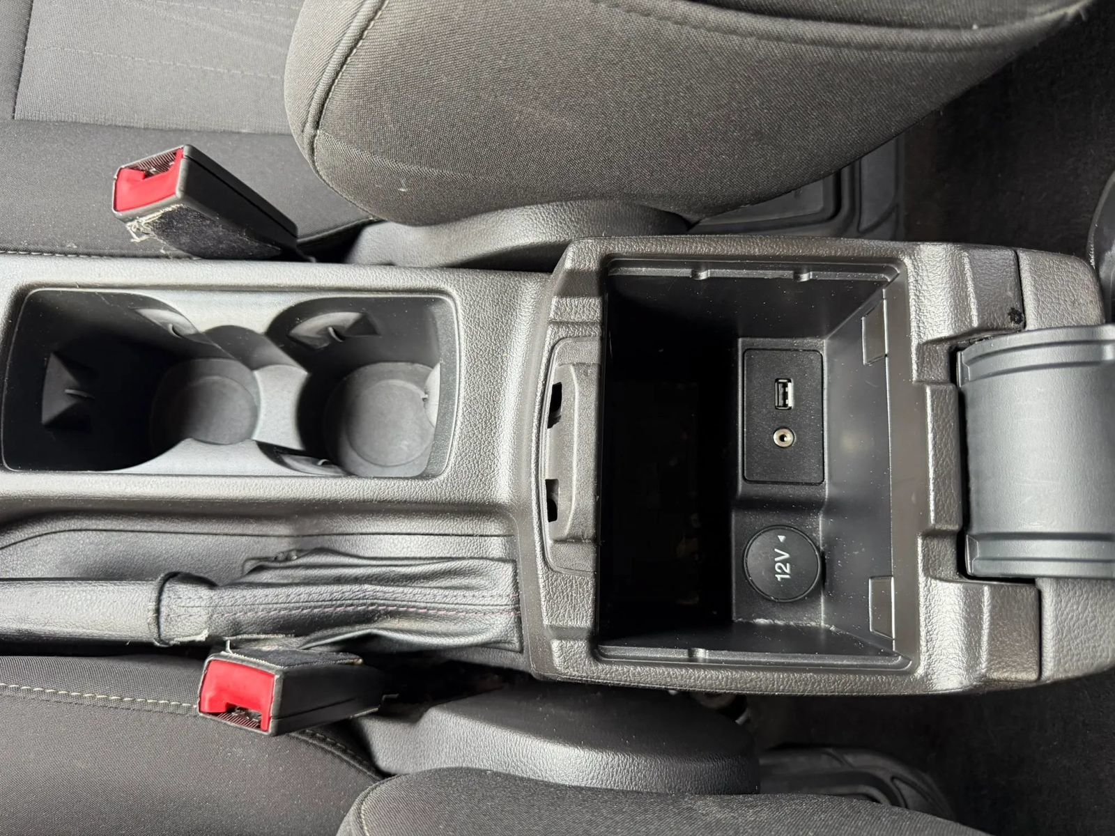 Used 2016 Ford Focus SE w/ Reverse Sensing Package FWD image 43