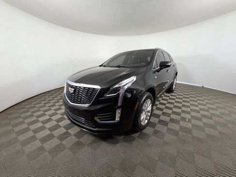 Used 2020 Cadillac XT5 Luxury w/ LPO, Floor Liner Package FWD image 6