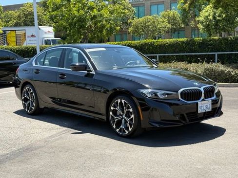 Used 2025 BMW 330i Sedan w/ Convenience Package RWD image 6