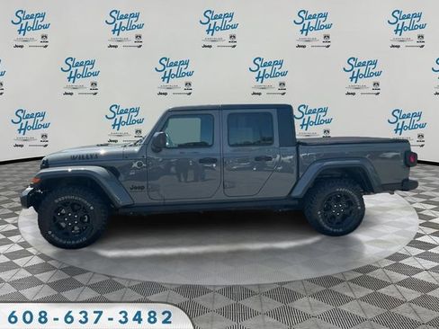 Used 2023 Jeep Gladiator Sport AWD/4WD image 8