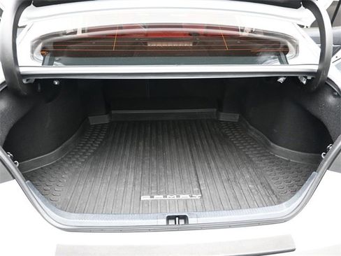 Used 2022 Toyota Camry XSE image 30