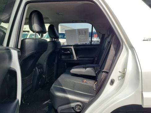Used 2024 Toyota 4Runner Limited AWD/4WD image 11