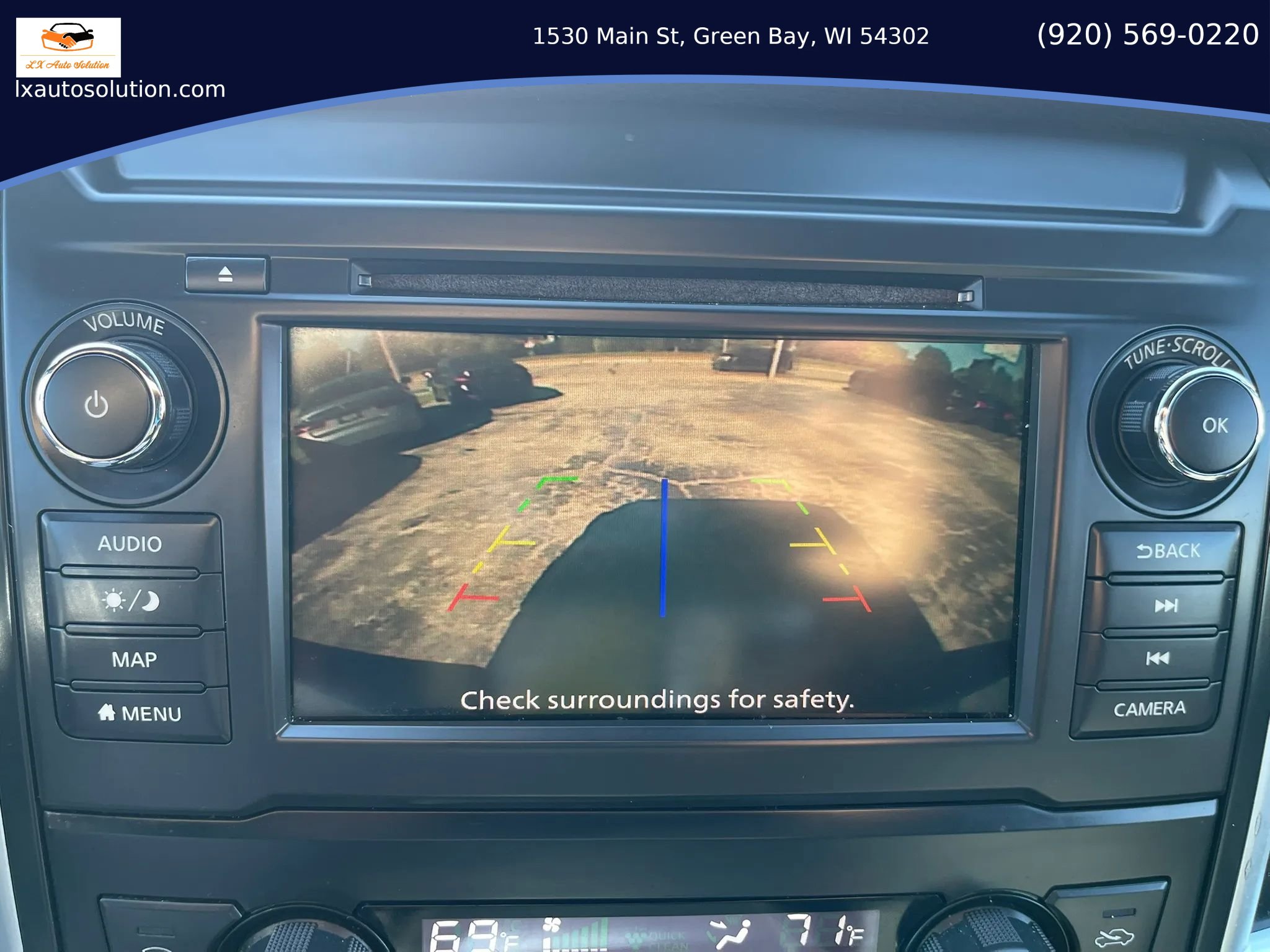 Used 2019 Nissan Titan SV w/ SV Convenience Package AWD/4WD image 17