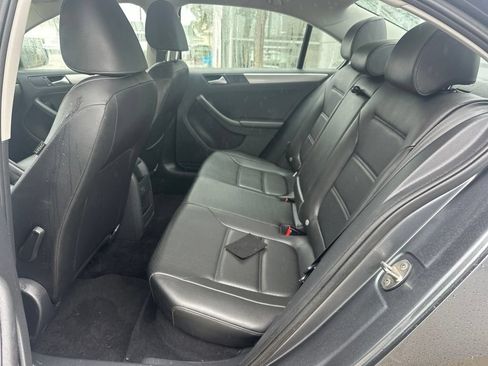 Used 2018 Volkswagen Jetta Wolfsburg Edition FWD image 30