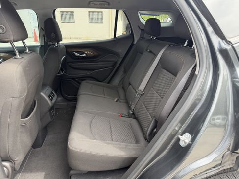 Used 2021 GMC Terrain SLE FWD image 11