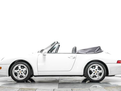 Used 1995 Porsche 911 Cabriolet image 6