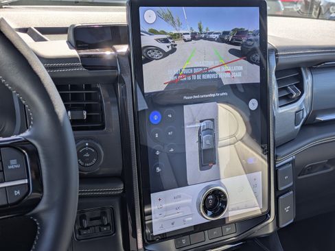 New 2025 Ford F150 Lightning Platinum image 32