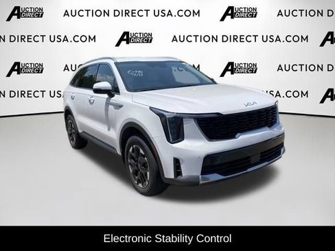 Used 2025 Kia Sorento S AWD/4WD image 5