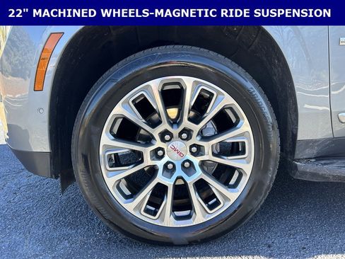 Certified 2025 GMC Yukon Denali image 8