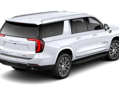 New 2026 GMC Yukon XL Denali w/ LPO, Floor Liner Package image 33