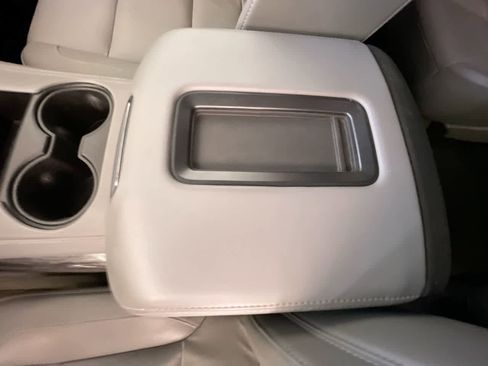 Used 2016 Chevrolet Tahoe LT AWD/4WD image 21