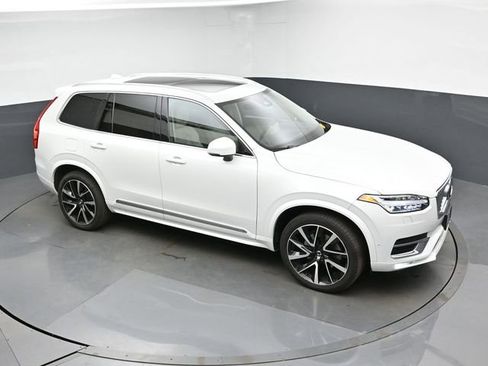 Used 2023 Volvo XC90 B6 Plus w/ Protection Package Premier AWD/4WD image 21